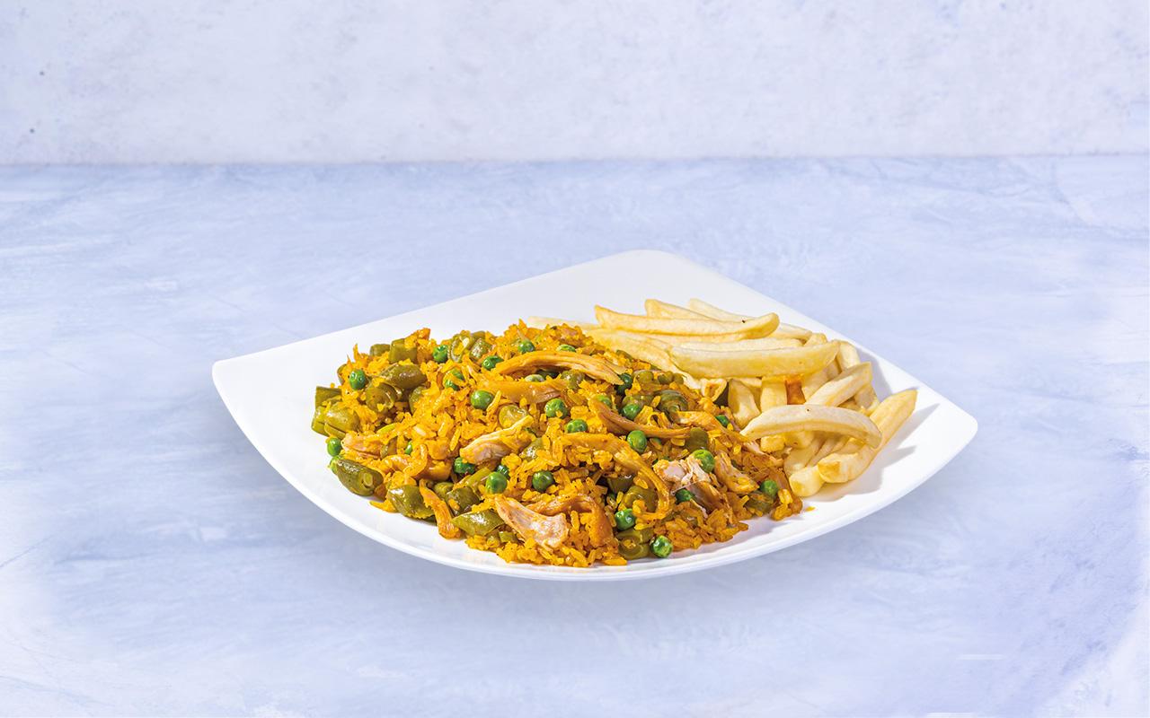 Medio Arroz con Pollo